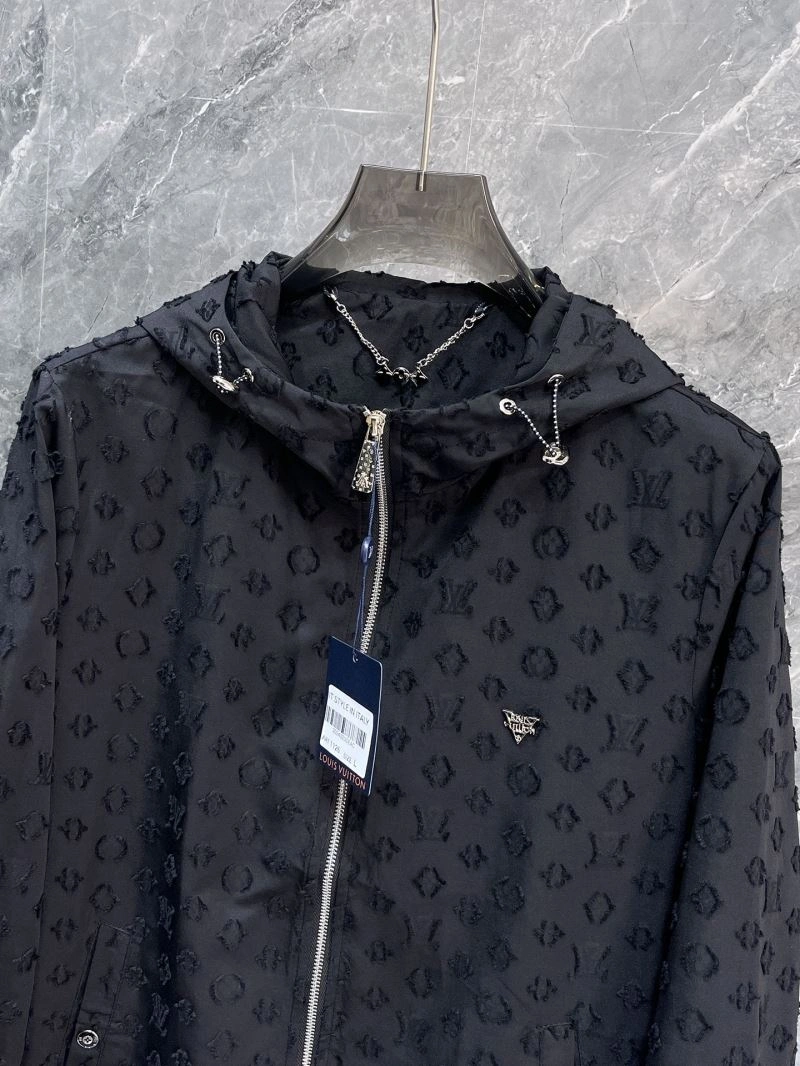 Stylish Louis Vuitton Outwear 137521