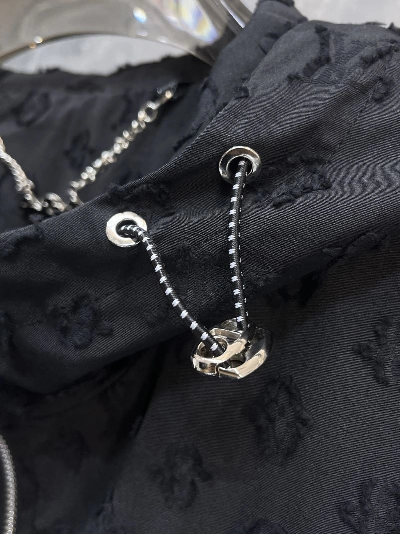 Stylish Louis Vuitton Outwear 137521