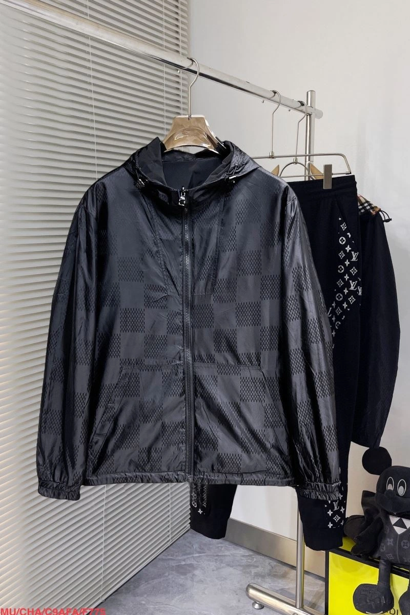 Louis Vuitton Outwear Fashionable 136892