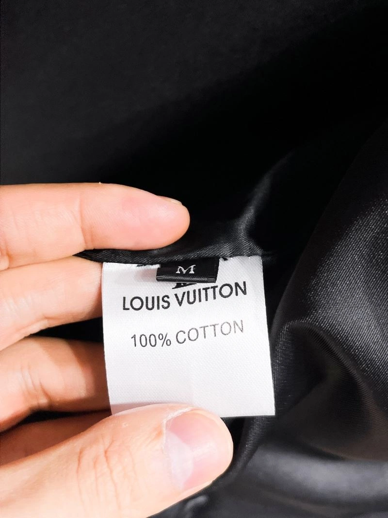 QuickDry Louis Vuitton Outwear 136890
