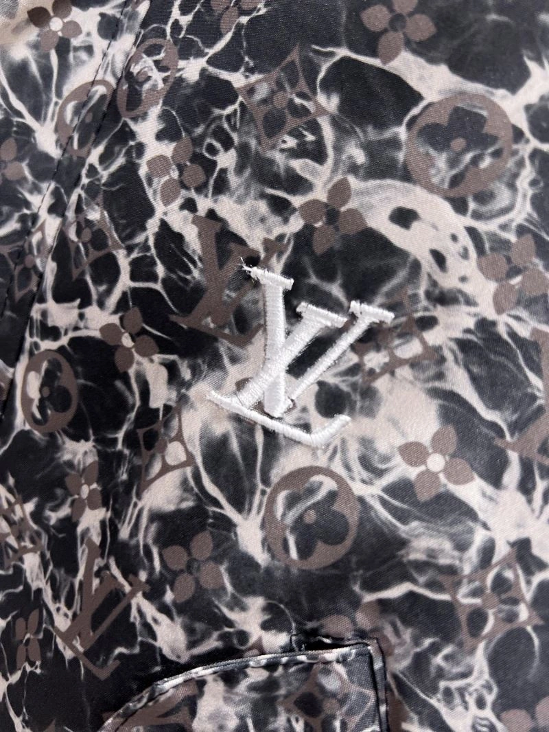 Louis Vuitton Outwear FashionForward 136893