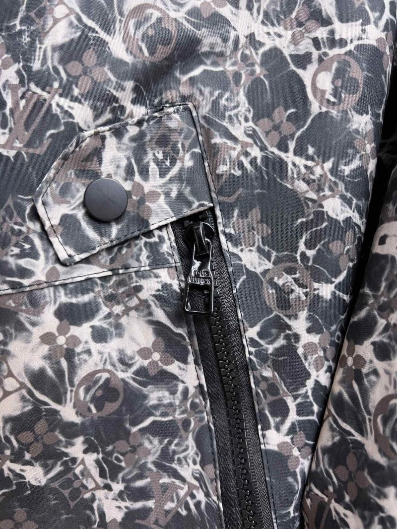 Louis Vuitton Outwear FashionForward 136893