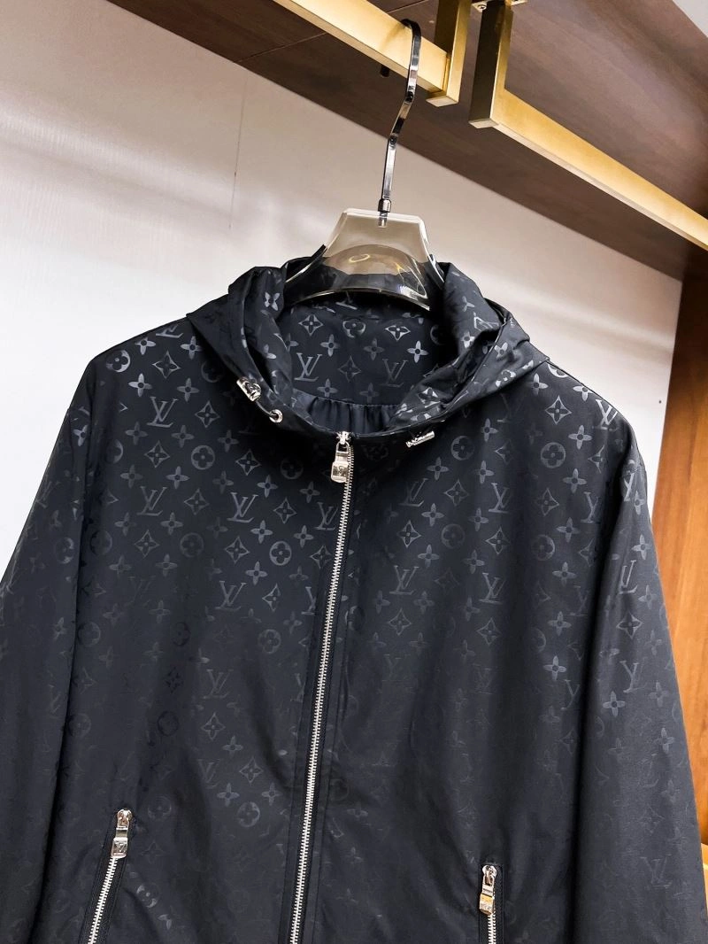 Affordable Louis Vuitton Outwear 136889