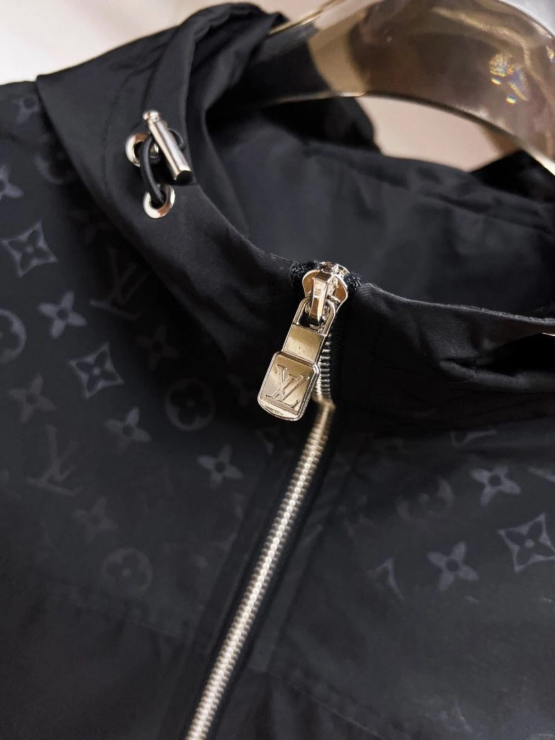 Louis Vuitton Outwear Thermal 136896