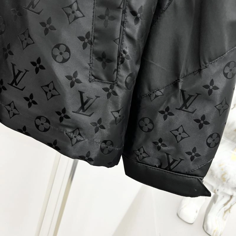 Louis Vuitton Outwear TechFriendly 136883