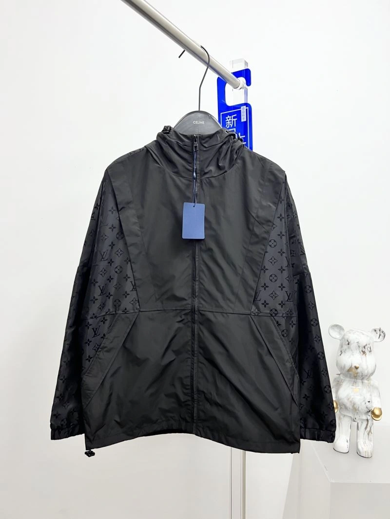 Unique Louis Vuitton Outwear 136870