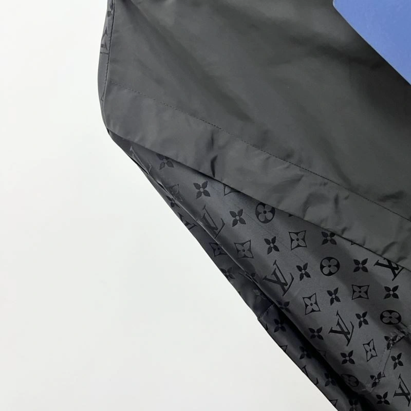Unique Louis Vuitton Outwear 136870