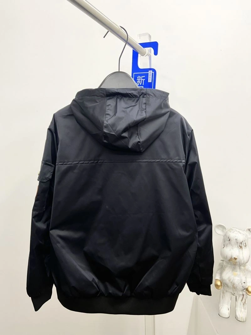 Elegant Louis Vuitton Outwear 136863