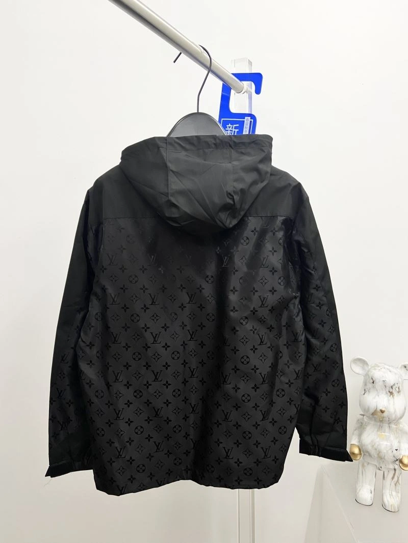 Durable Louis Vuitton Outwear 136866