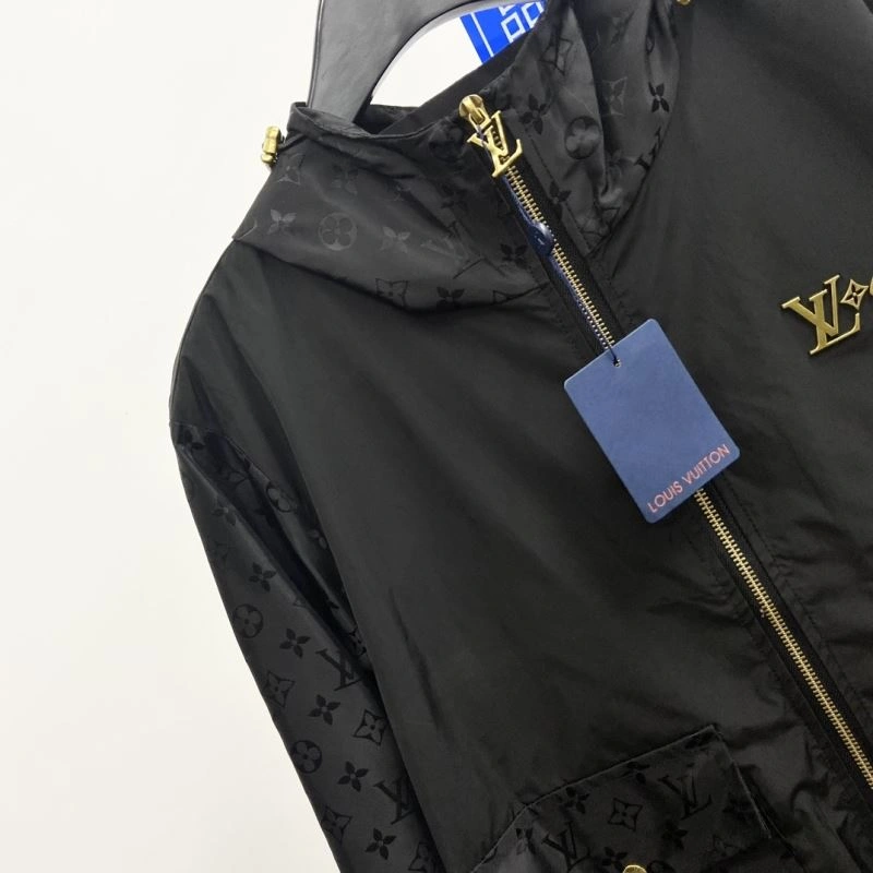 Louis Vuitton Outwear ZipUp 136864