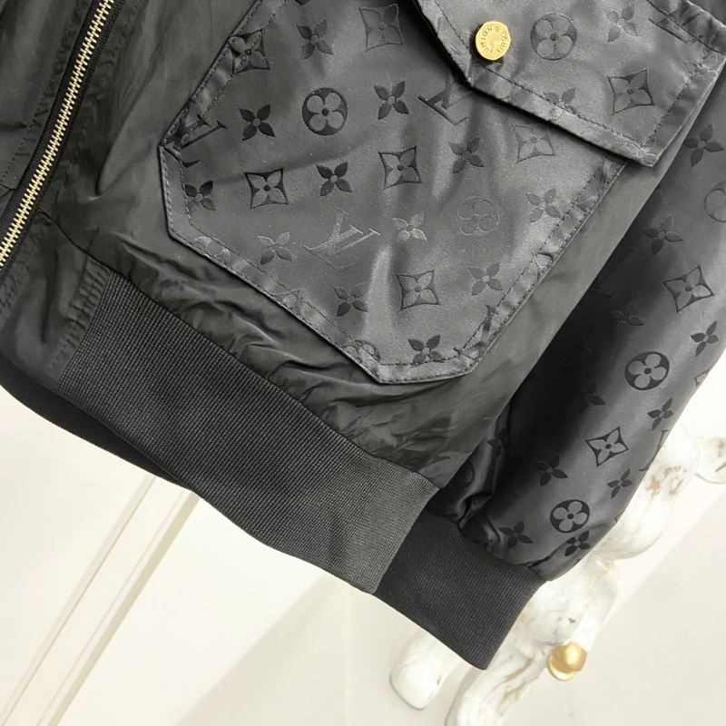 Louis Vuitton Outwear ZipUp 136864