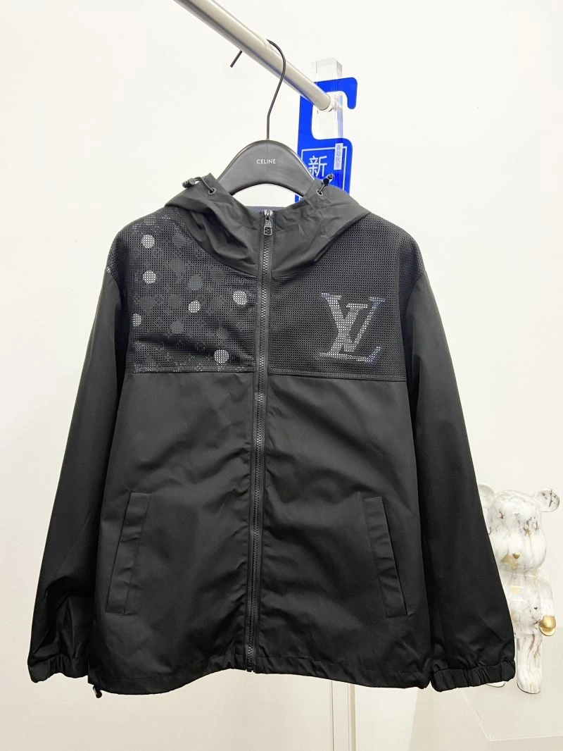 Louis Vuitton Outwear MultiPurpose 136880