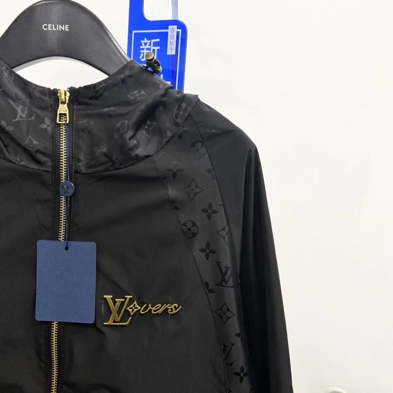 BestValue Louis Vuitton Outwear 136881