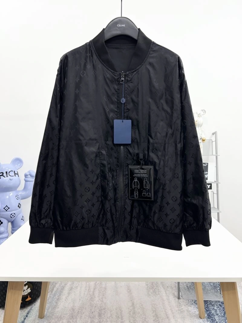 Sustainable Louis Vuitton Outwear 136865