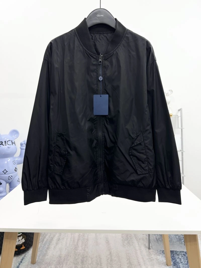 Louis Vuitton Outwear Durable 136868