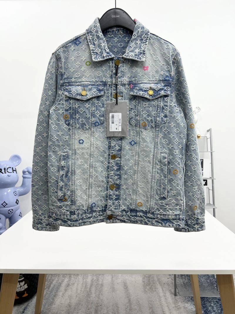 Louis Vuitton Outwear GoAnywhere 136867