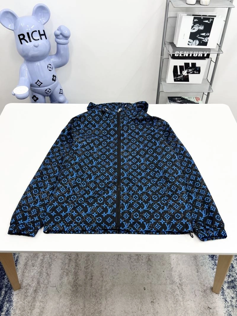 Louis Vuitton Outwear ZeroBulk 136858