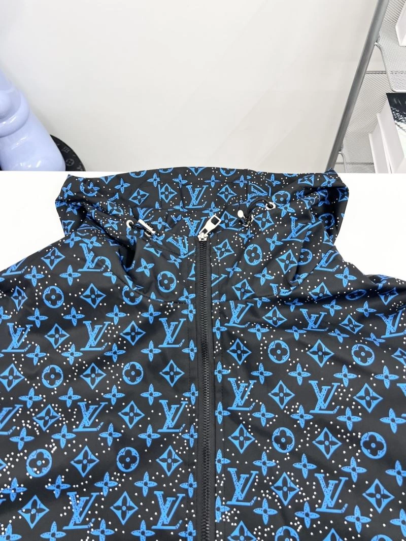 Louis Vuitton Outwear ZeroBulk 136858