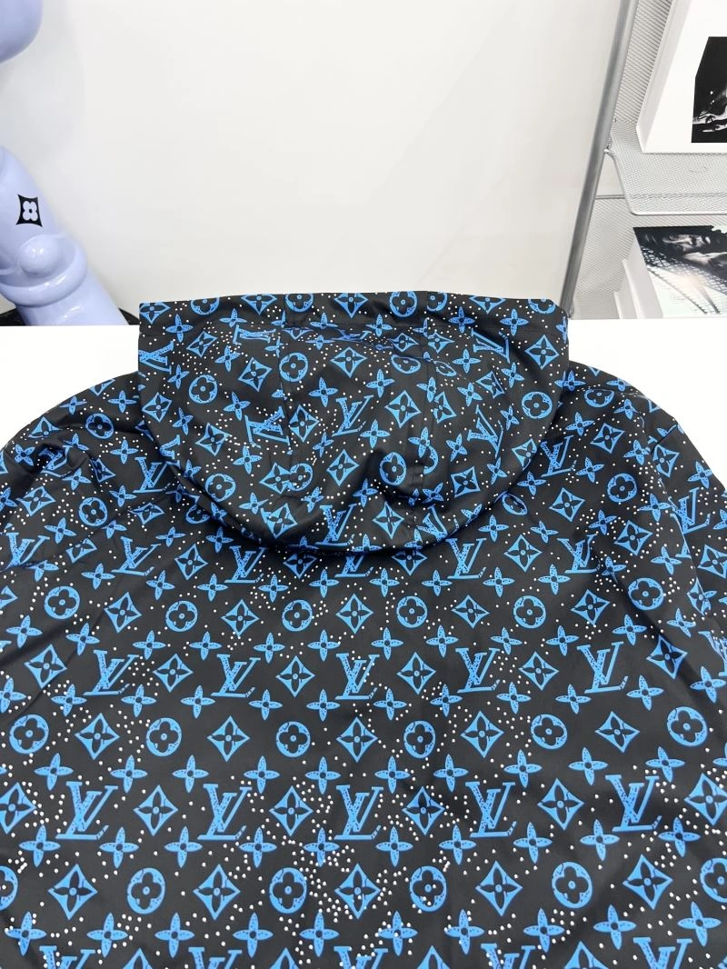 Louis Vuitton Outwear ZeroBulk 136858