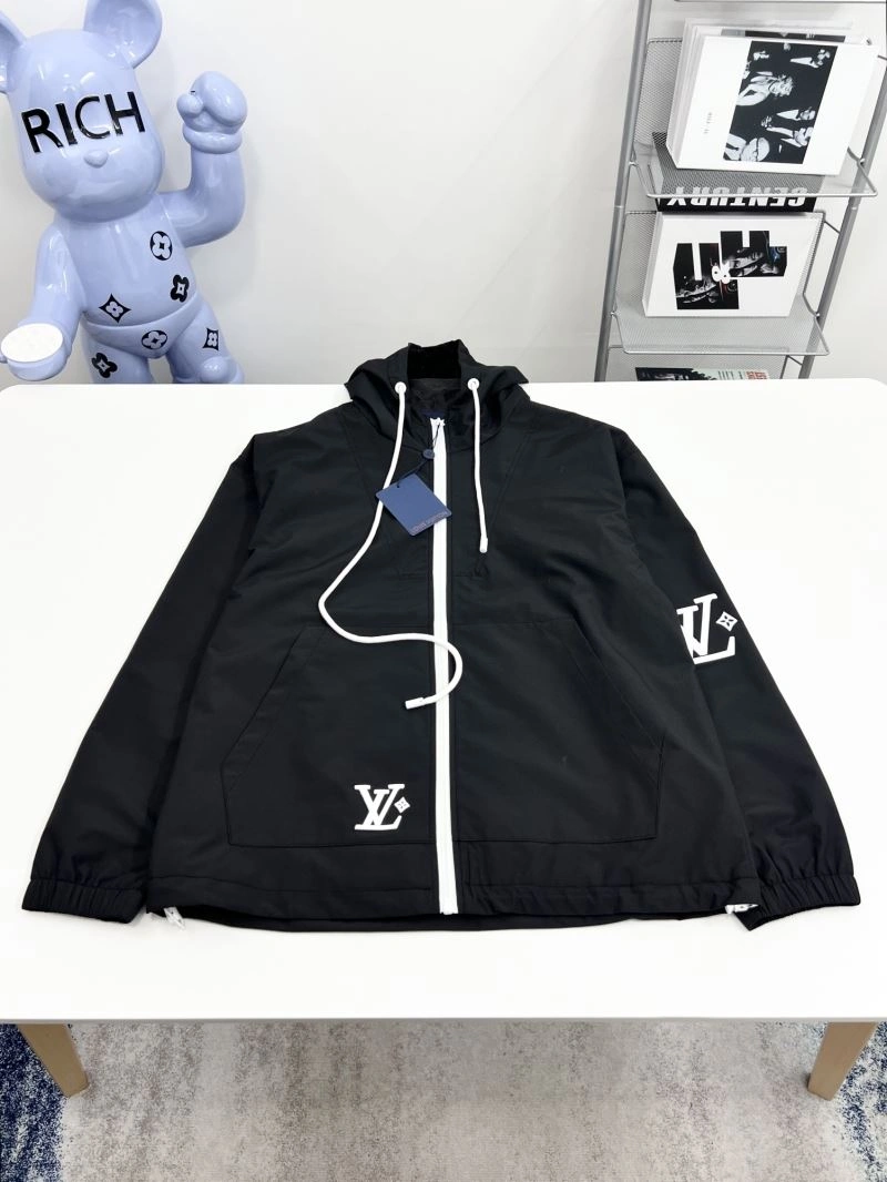 Louis Vuitton Outwear TechFriendly 136854