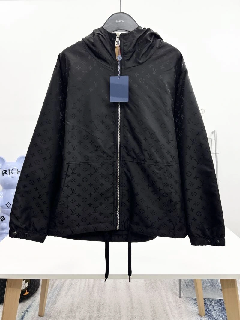 Attractive Louis Vuitton Outwear 136859