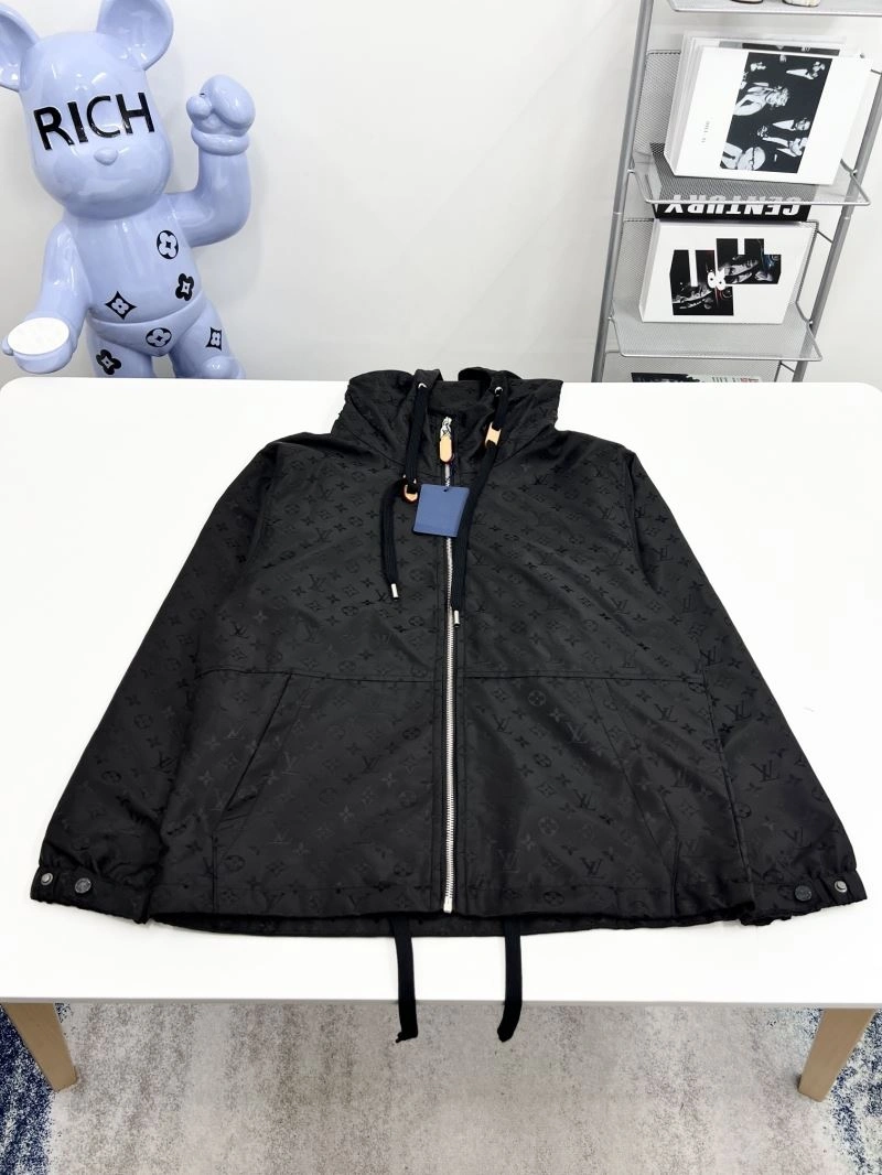 Attractive Louis Vuitton Outwear 136859
