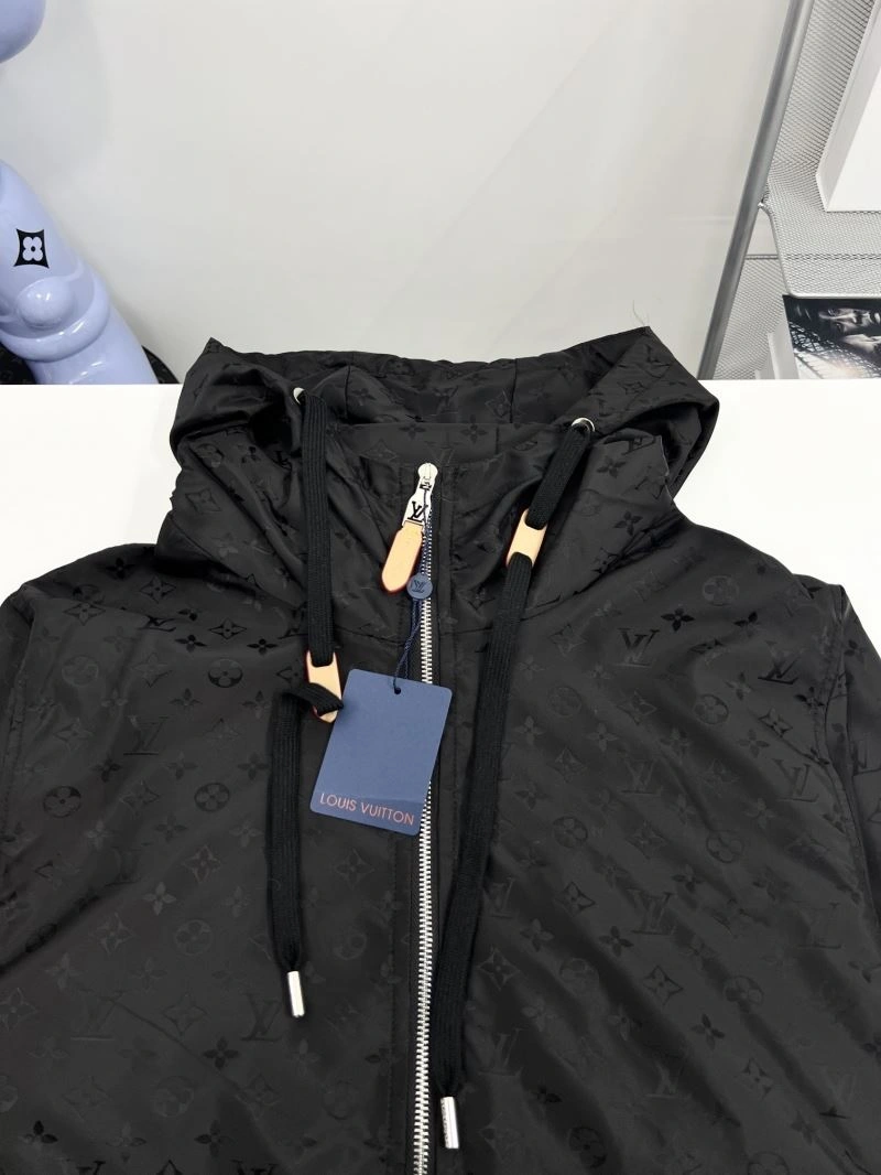 Attractive Louis Vuitton Outwear 136859