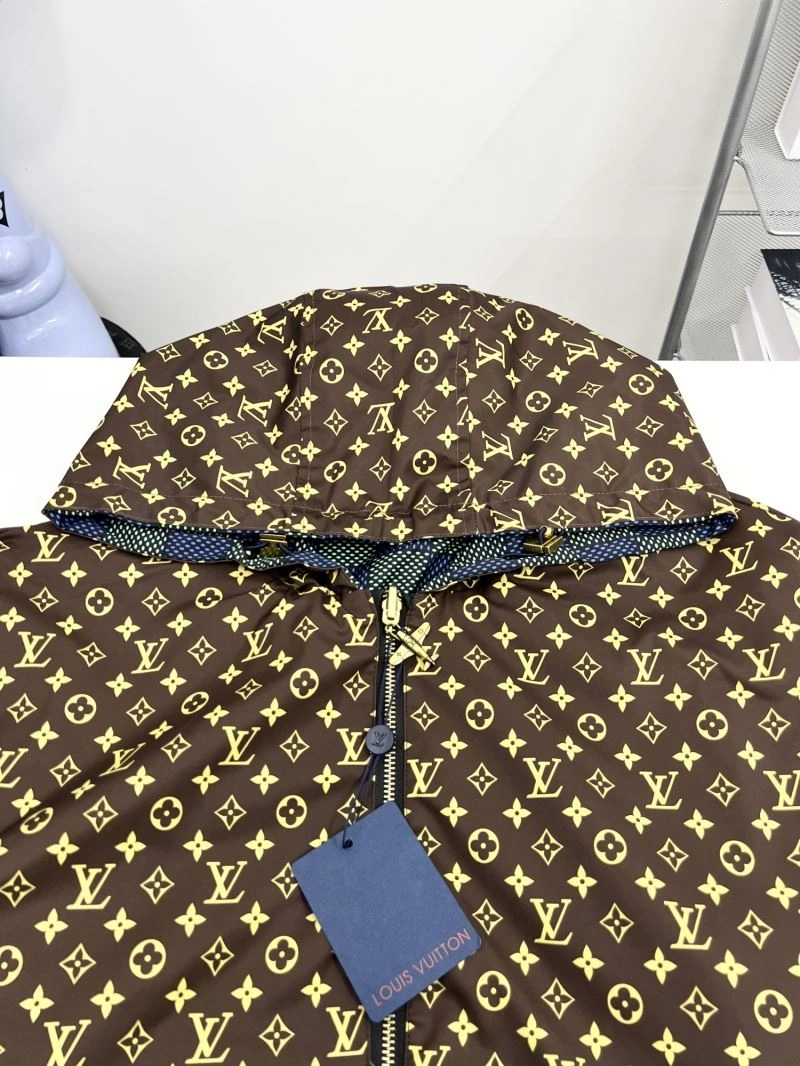 Thermal Louis Vuitton Outwear 136850