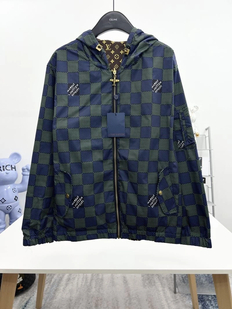 Louis Vuitton Outwear Comfortable 136851