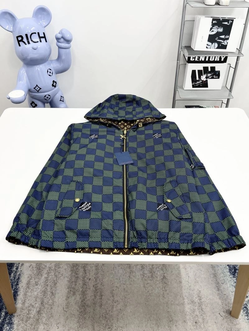 Louis Vuitton Outwear Comfortable 136851