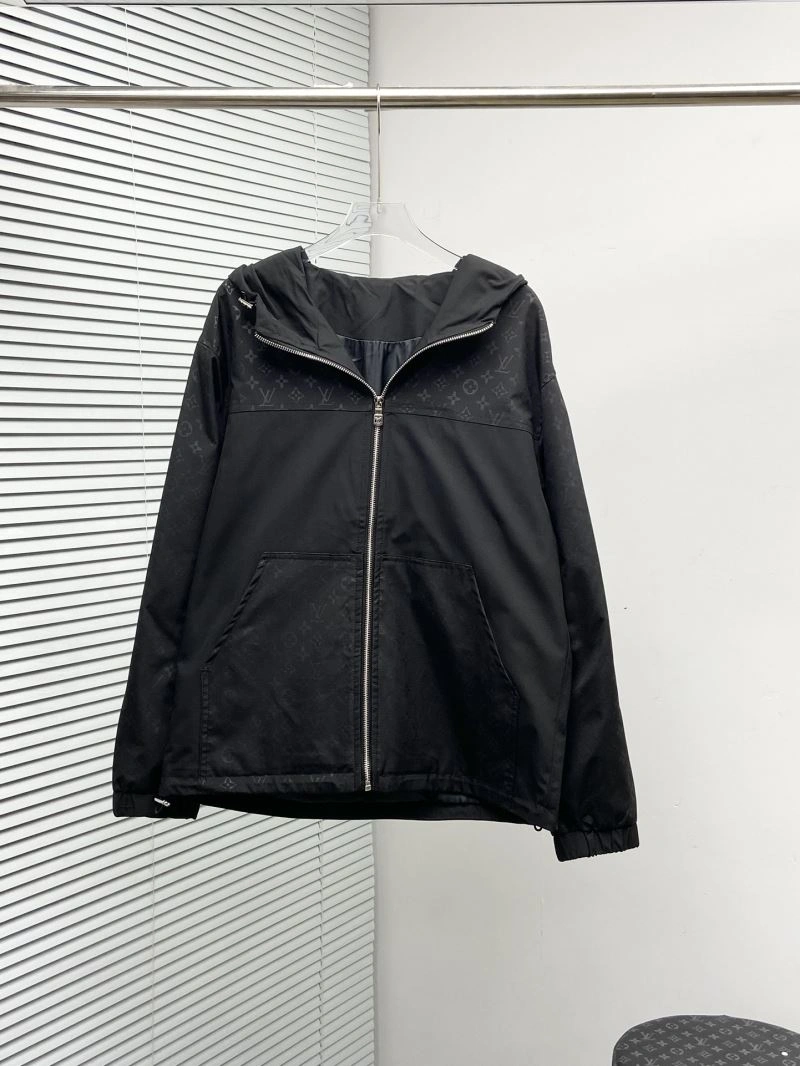 TopPick Louis Vuitton Outwear 136849