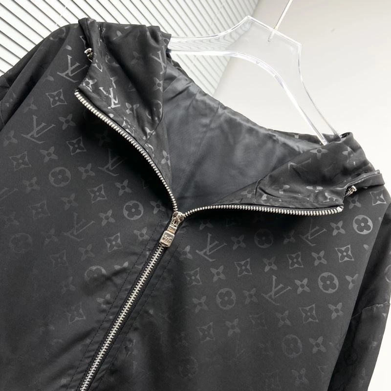 Louis Vuitton Outwear Seasonal 136848