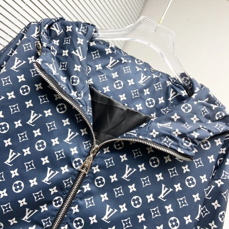 Comfortable Louis Vuitton Outwear 136856