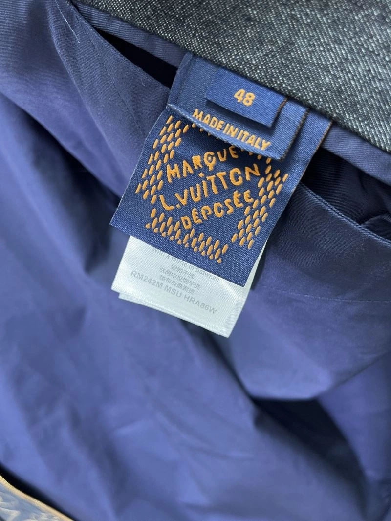 Louis Vuitton Outwear GoodFit 136845