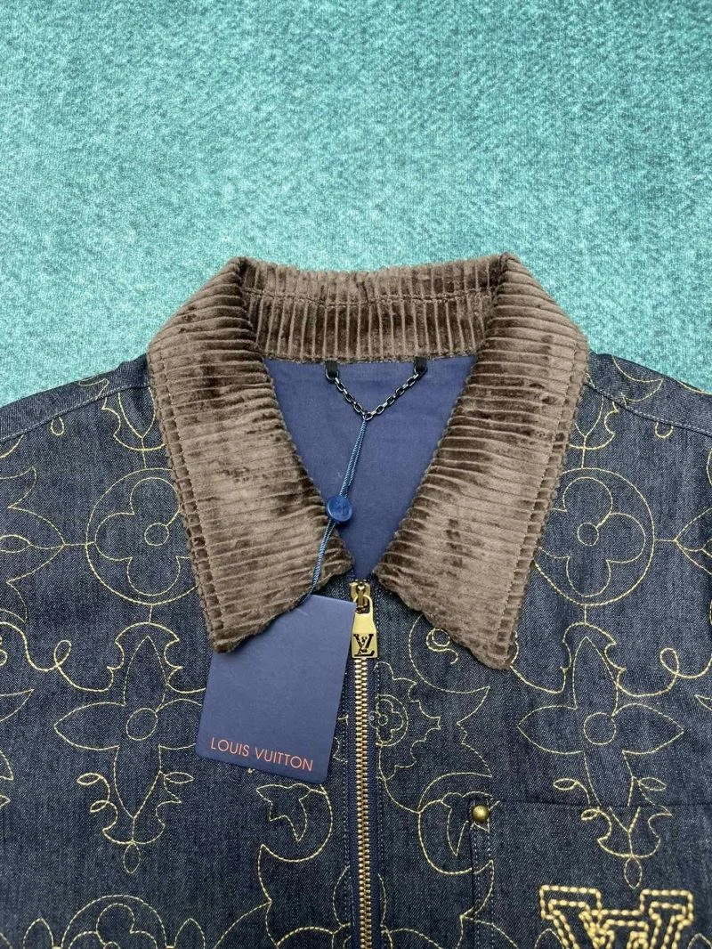 Original Louis Vuitton Outwear 136846