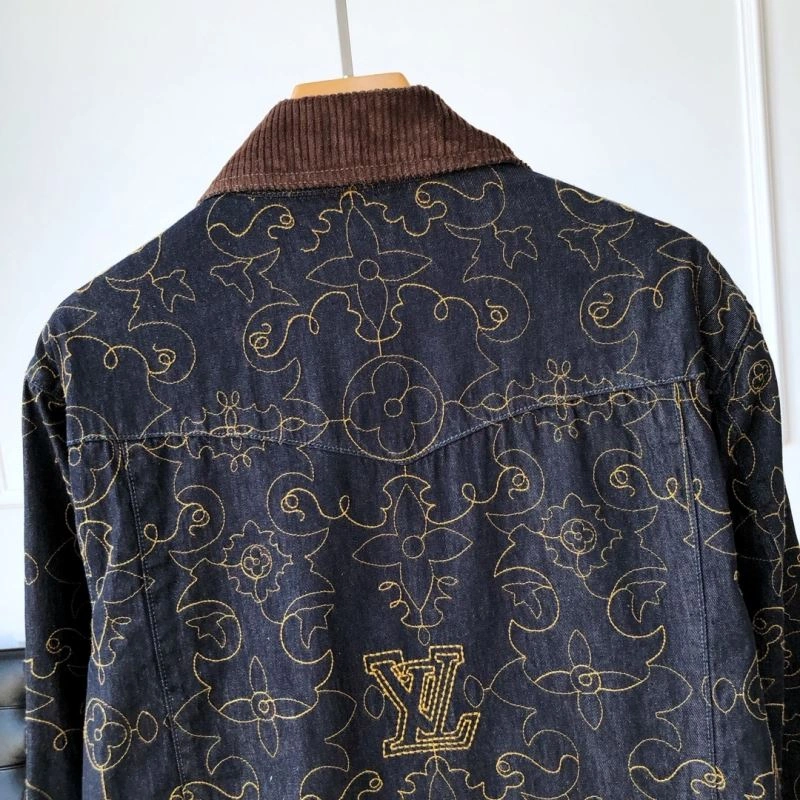 StreetReady Louis Vuitton Outwear 136839