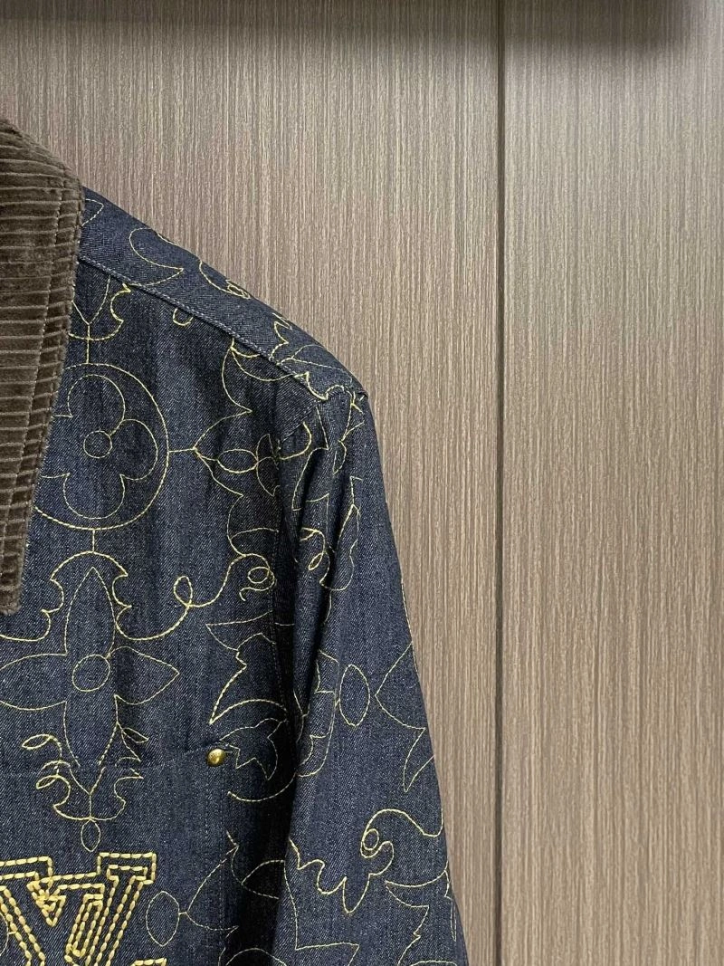 Original Louis Vuitton Outwear 136840