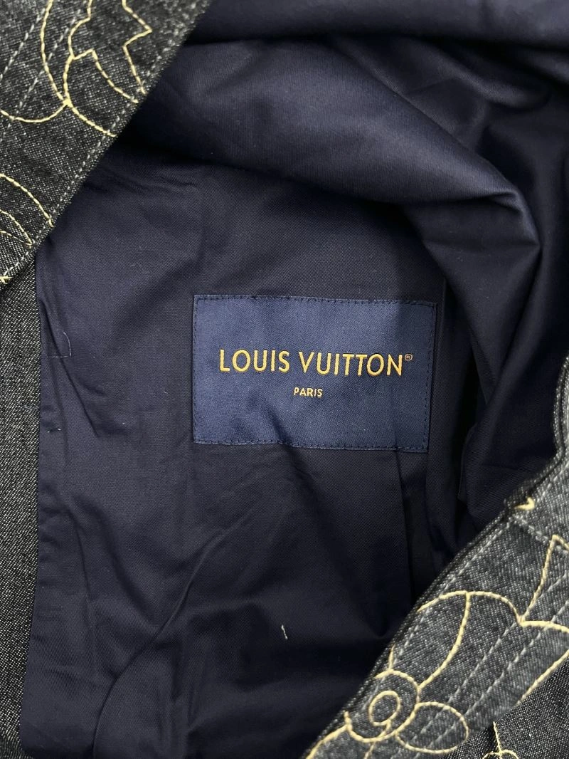 Louis Vuitton Outwear Efficient 136817