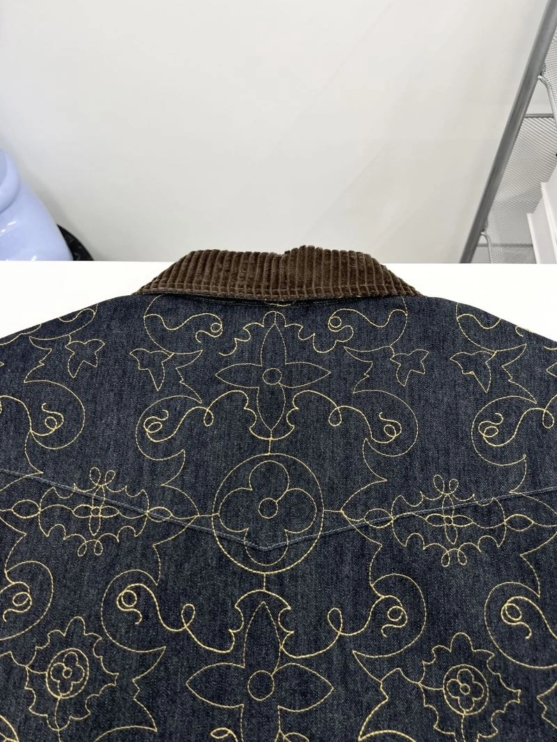 Louis Vuitton Outwear Efficient 136817