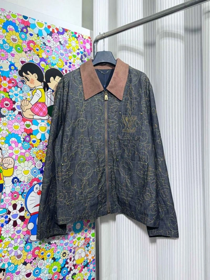 Louis Vuitton Outwear ModernLook 136828