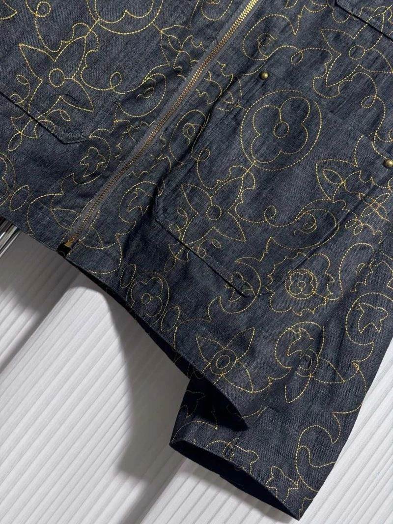Louis Vuitton Outwear ModernLook 136828
