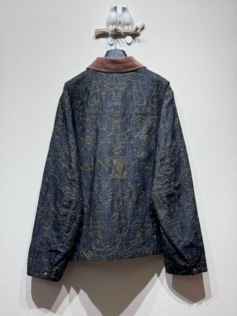 SportInspired Louis Vuitton Outwear 136822