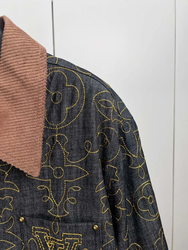 TimelessDesign Louis Vuitton Outwear 136843