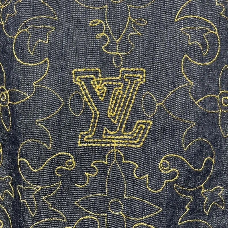 SportInspired Louis Vuitton Outwear 136820