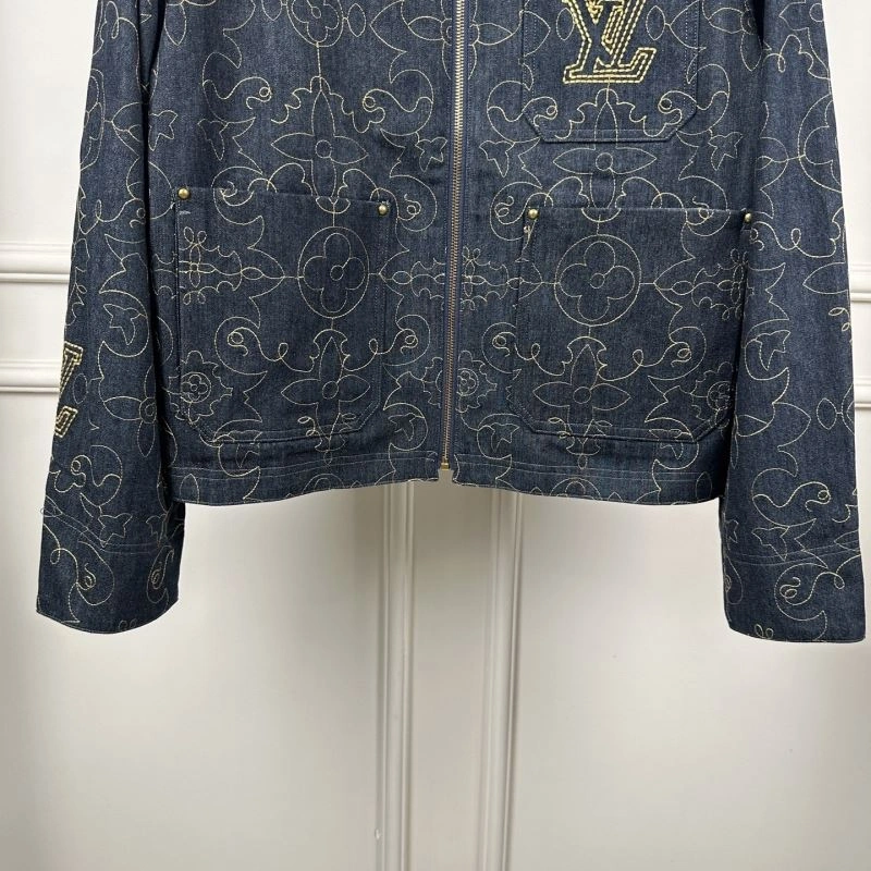Louis Vuitton Outwear ZeroBulk 136835