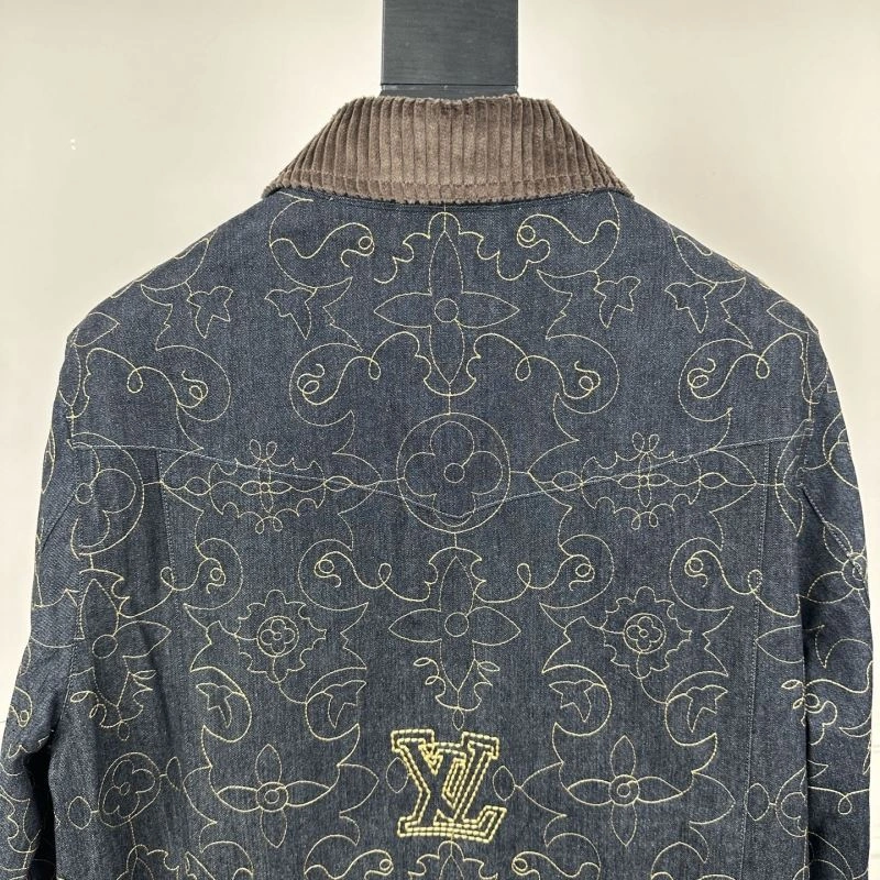 Louis Vuitton Outwear ZeroBulk 136835