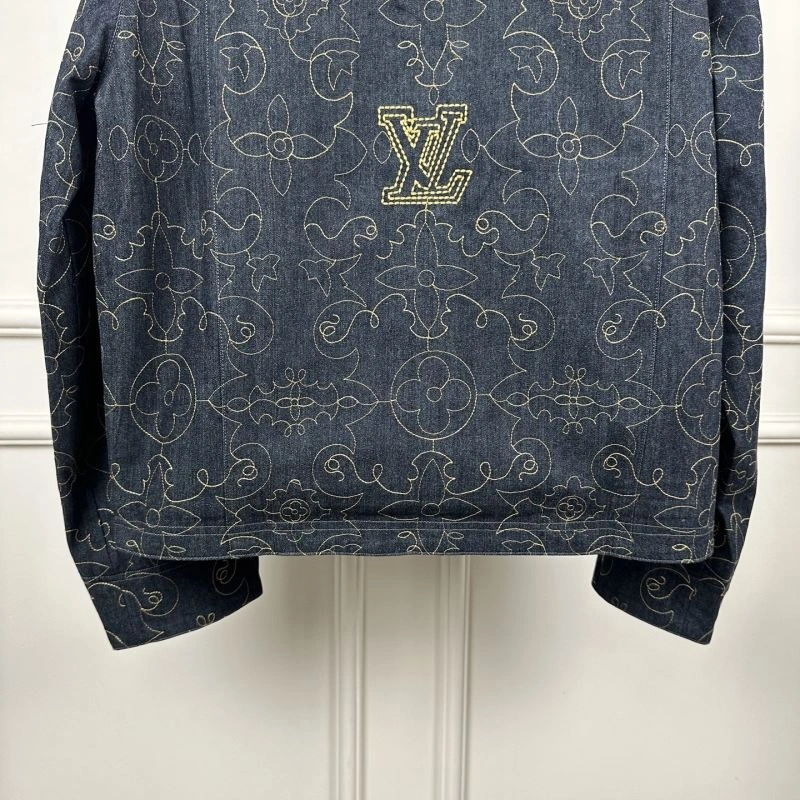 Louis Vuitton Outwear ZeroBulk 136835