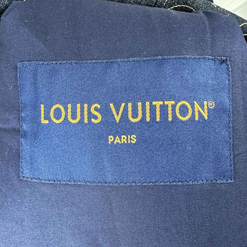 Louis Vuitton Outwear ZeroBulk 136835