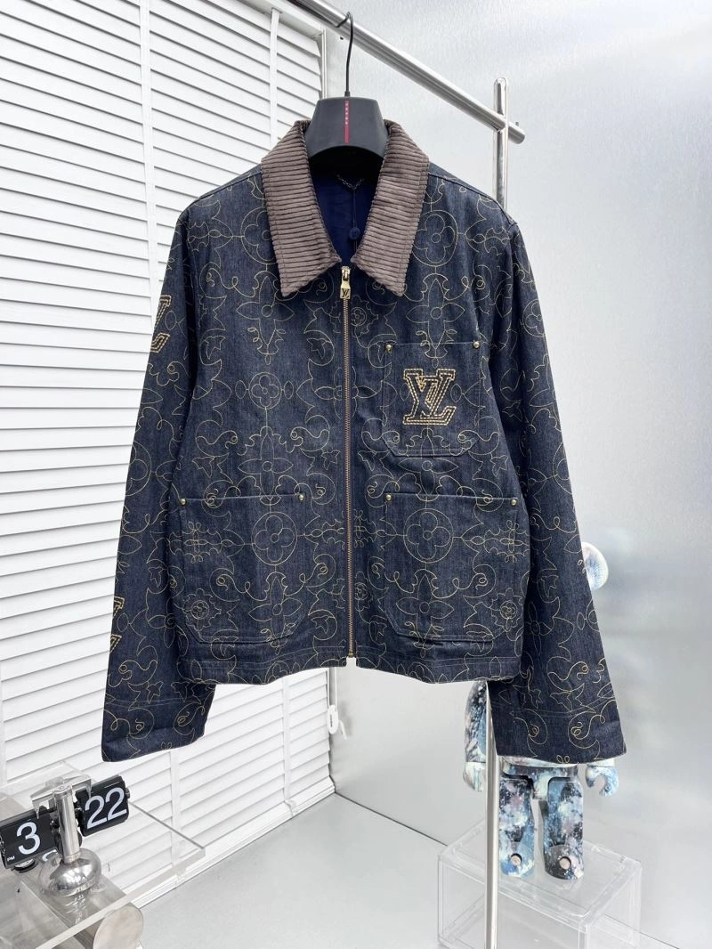 Modern Louis Vuitton Outwear 136829