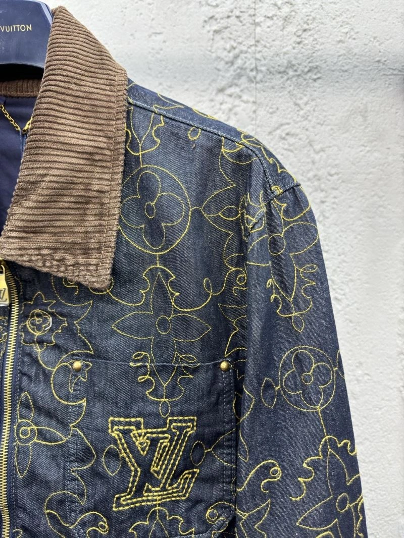 Louis Vuitton Outwear ModernLook 136830
